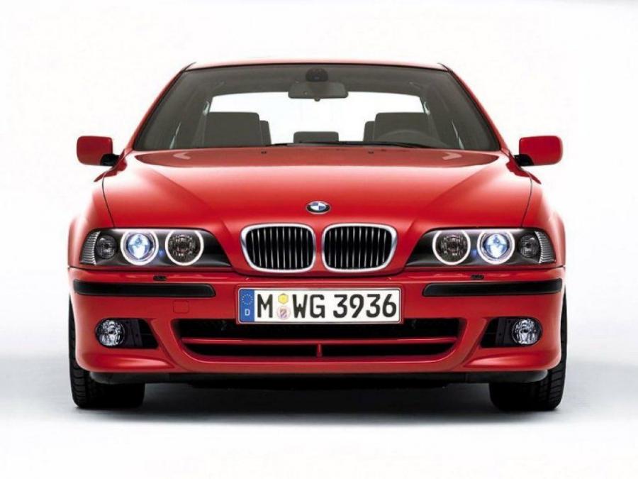  BMW 5-Series M Sport Package 2002 года  (фото 4 из 4)